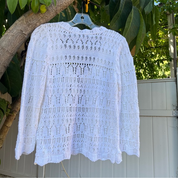 Vintage White Stag Crochet Cardigan with Tie in White ✨ - Picture 9 of 11